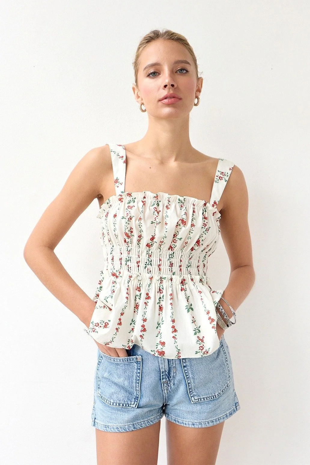 Garden Rose Smocked Tank Red