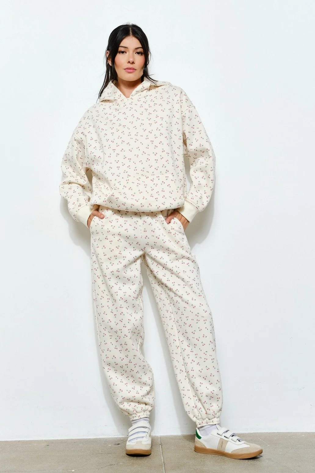 Beverly Cherry Print Joggers Cream