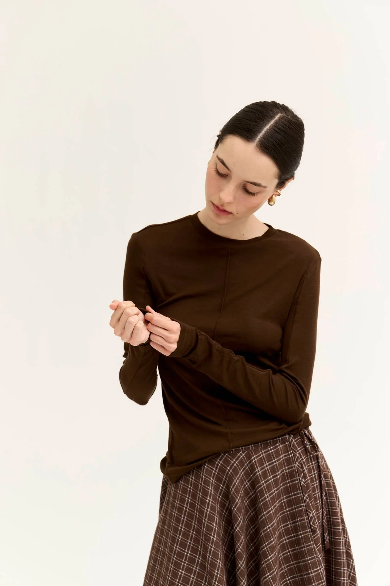 Front Seam Long Sleeve Soft Tee Chocolate