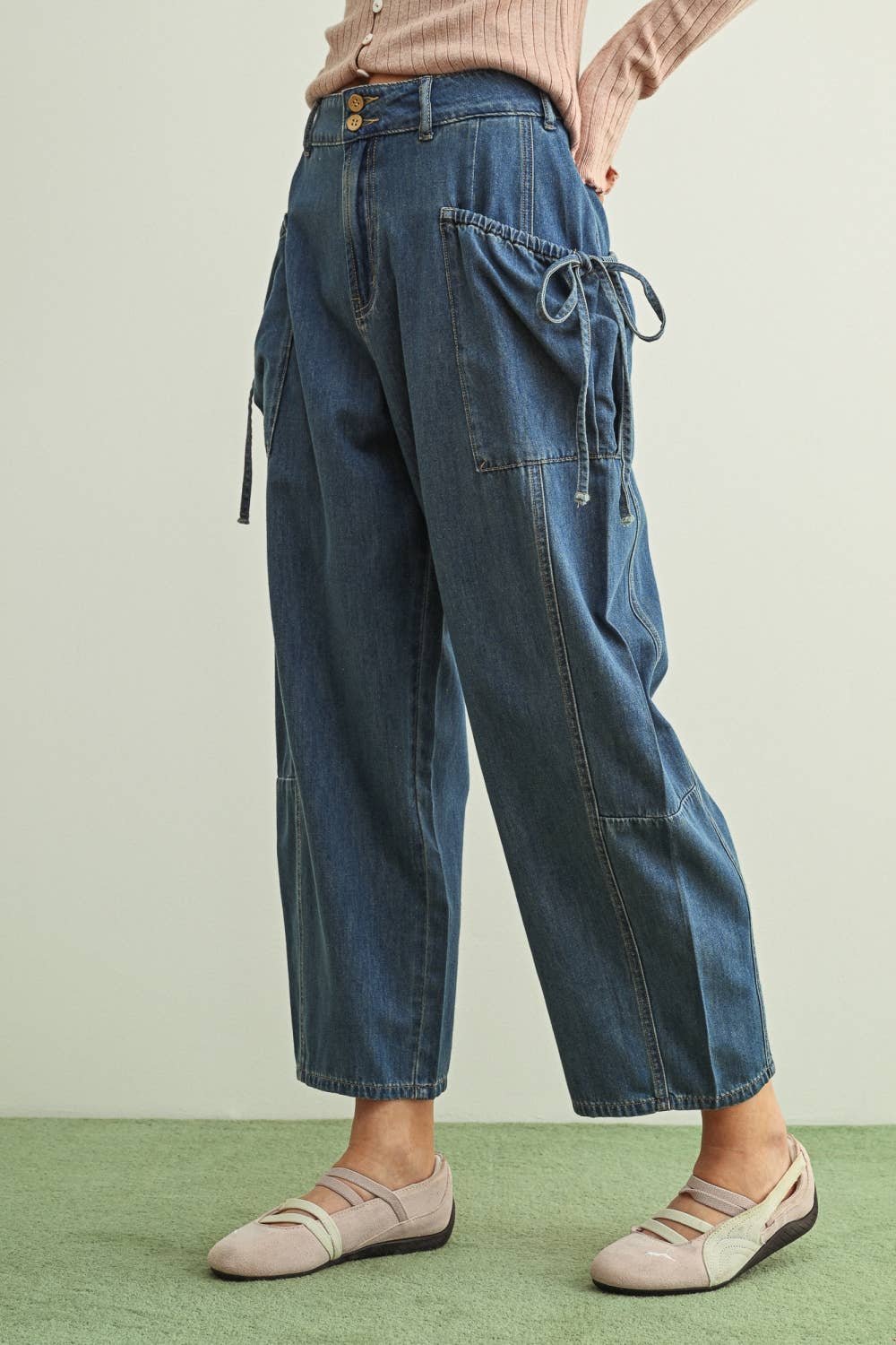 Barrel Pants with Slouch Pocket Chambray