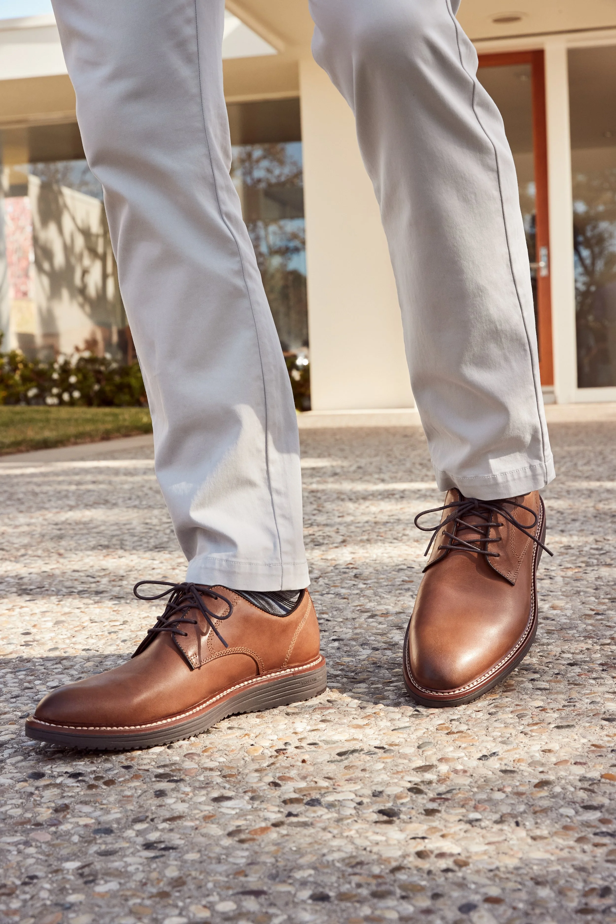 22_S23_JM_20-4338_Upton_Plain_Toe_Tan_Oiled_0748.jpg