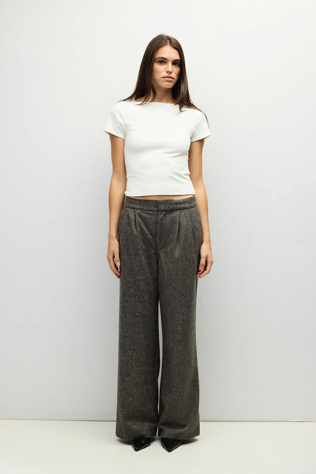 The Ali Pleated Wool Trousers Grey Herringbone