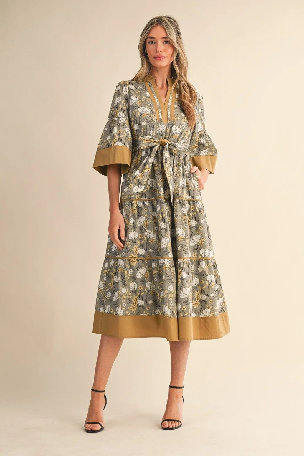 Contrast Trim Tiered Midi Dress Gray Floral