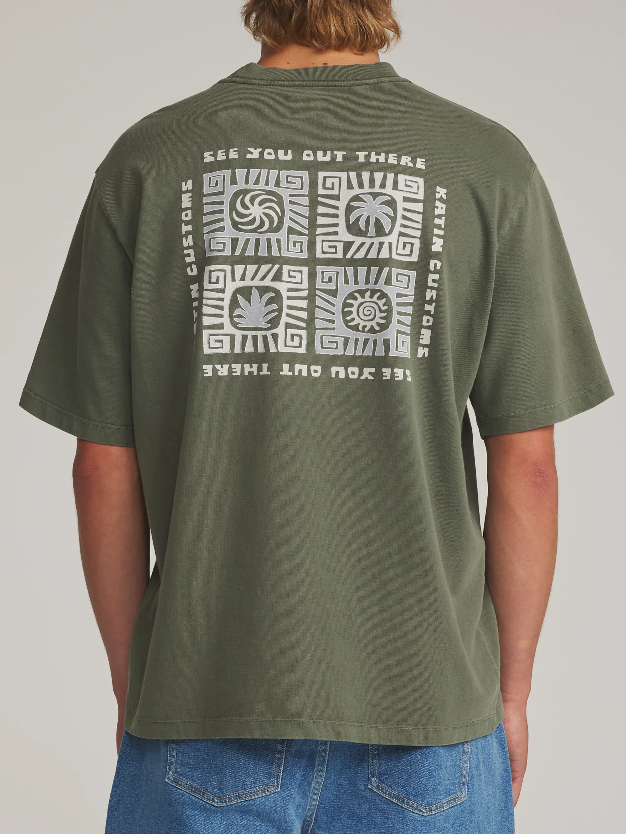 katin-fa26-graphic-ss-tee-root-box-fit-tee-clover-vintage-wash-on-model-03-back_5000x.webp