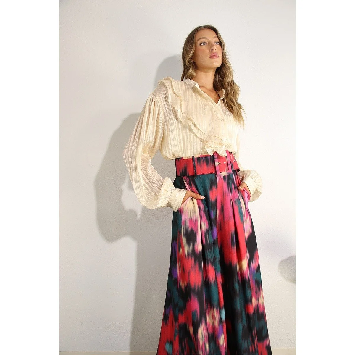 Asymmetric Ruffle Blouse Vanilla