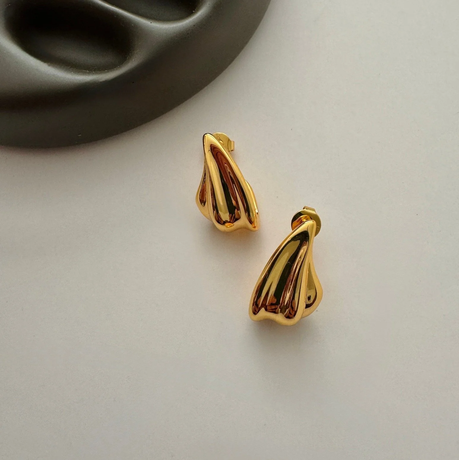 Maha Earrings Gold
