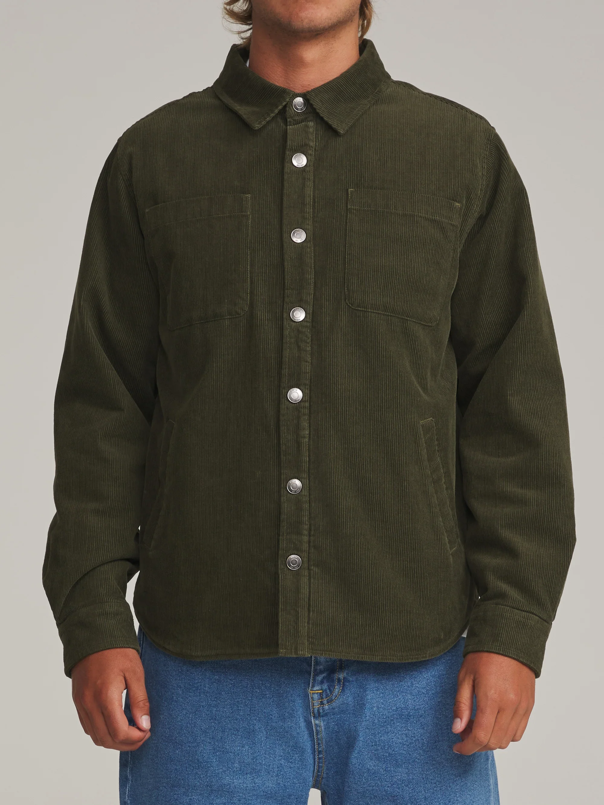 katin-fa26-shirt-jackets-harold-corduroy-shirt-jacket-dark-olive-on-model-01-front2_5000x.webp