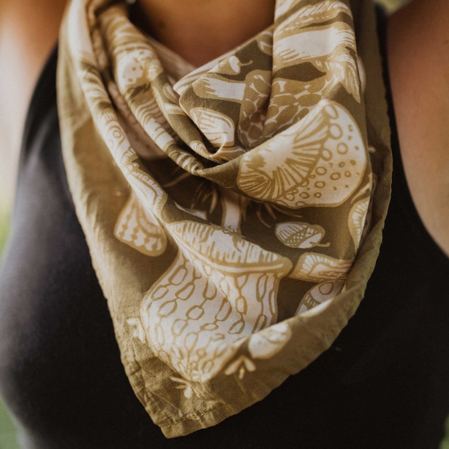 22" Mushrooms Bandana No. 016