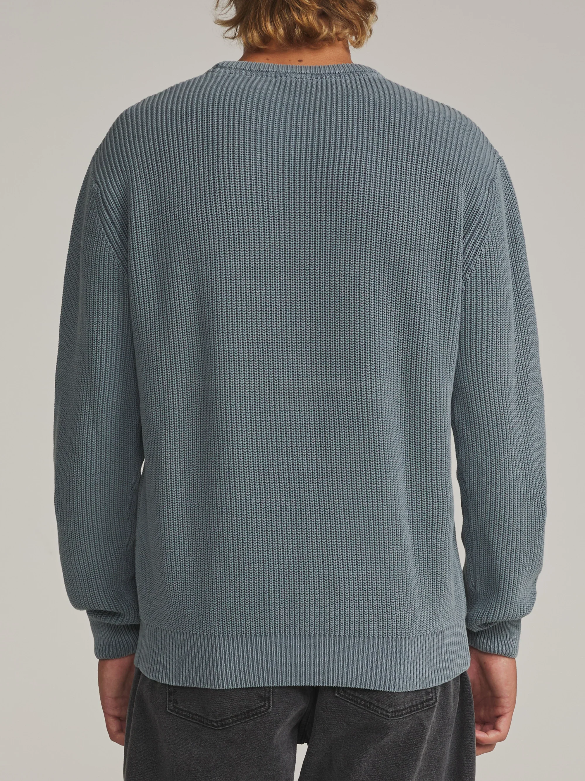 katin-fa26-sweaters-swell-sweater-tempest-blue-on-model-03-back1_5000x.webp