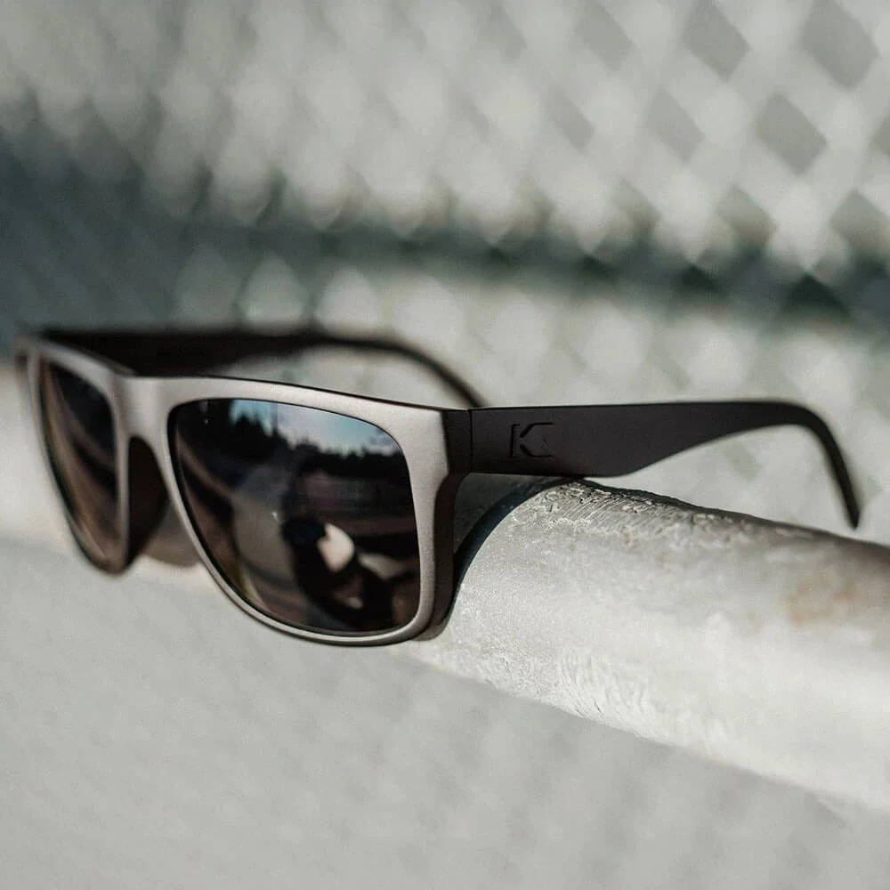 TorreyPinesSport-BlackonBlack-Li.jpg