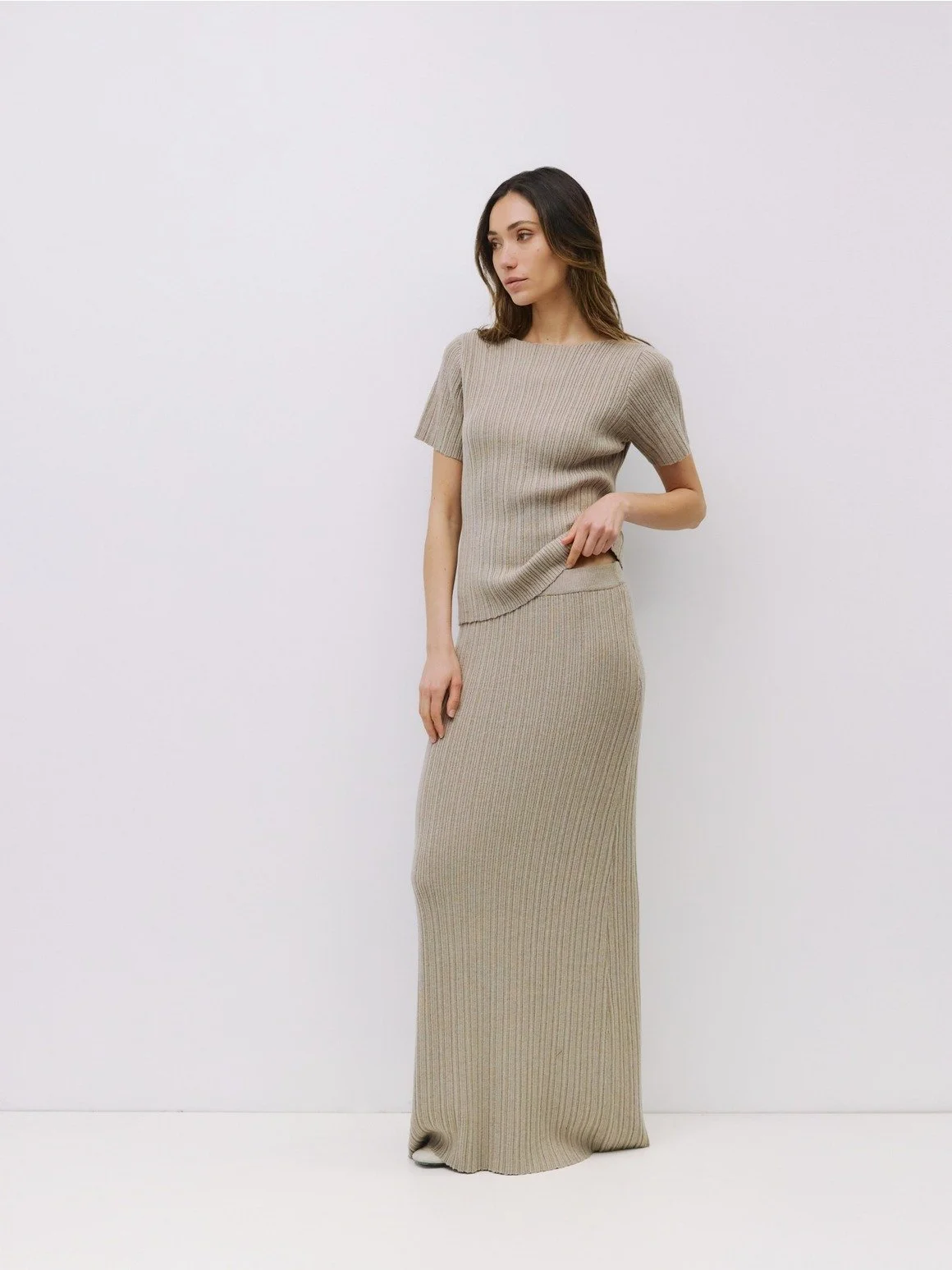 The Joelle Ribbed Knit Top Beige (Copy)