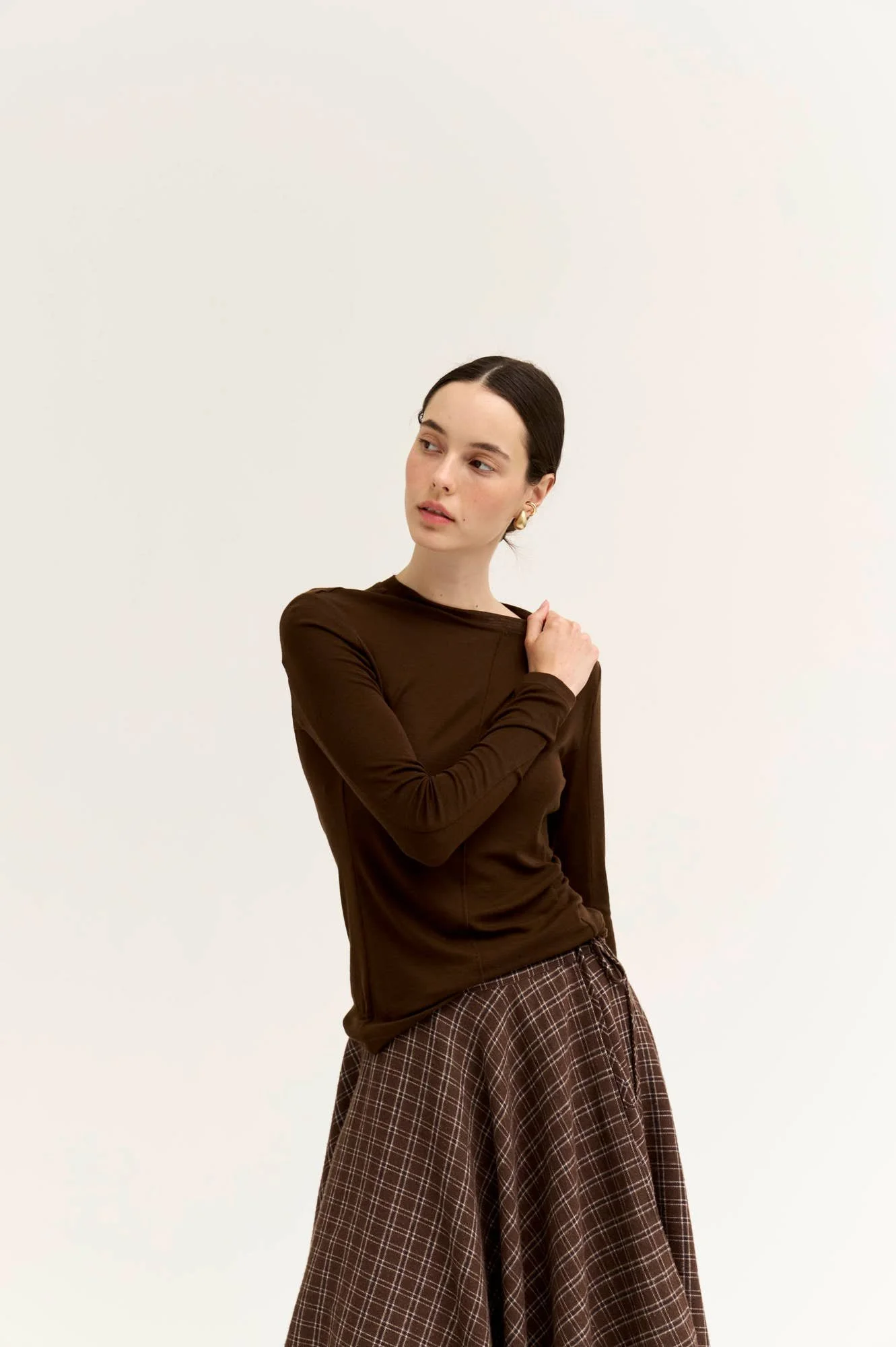 Front Seam Long Sleeve Soft Tee Chocolate