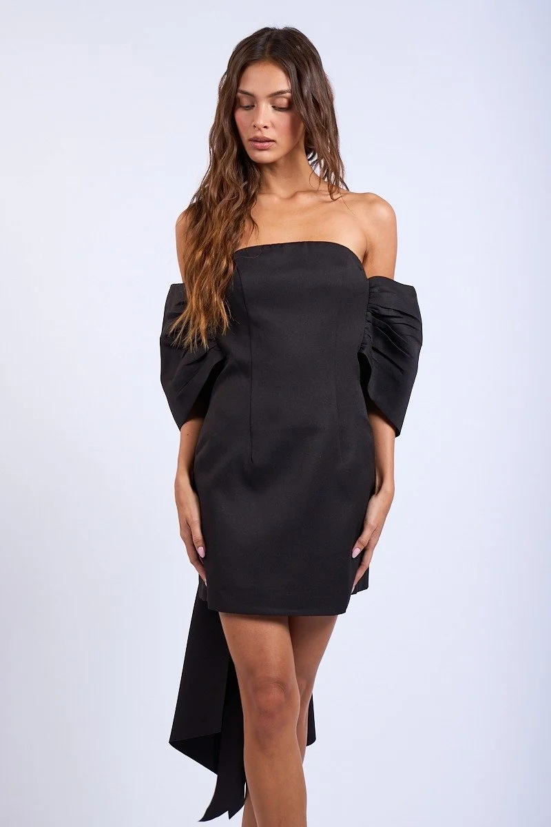 blue dress for baby girl Black Strapless Bow Back Homecoming Dress with Attached Train – Modsele main image 0