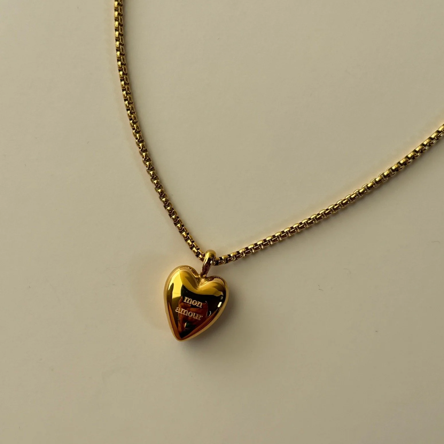 Mon Amour Necklace Gold