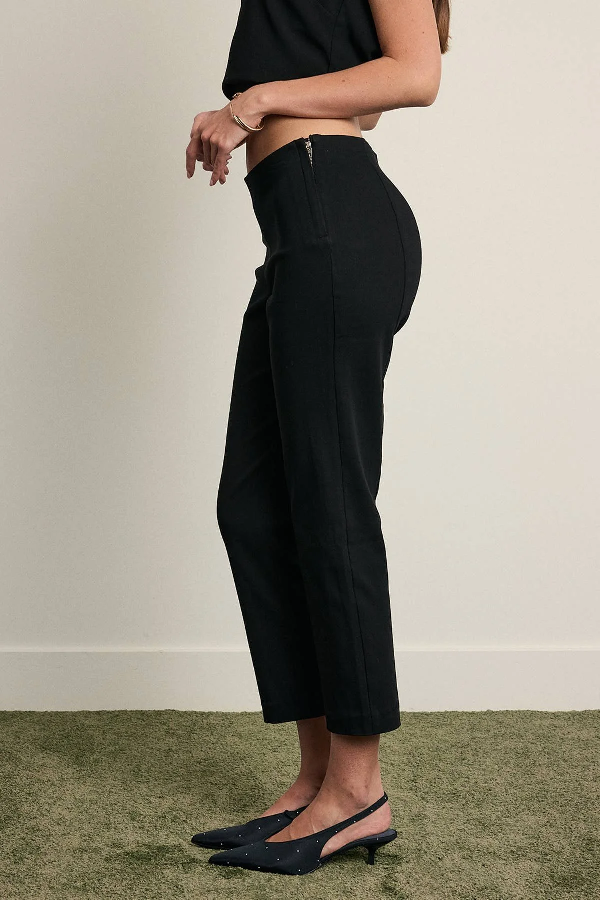 Cropped Cigarette Pants Black