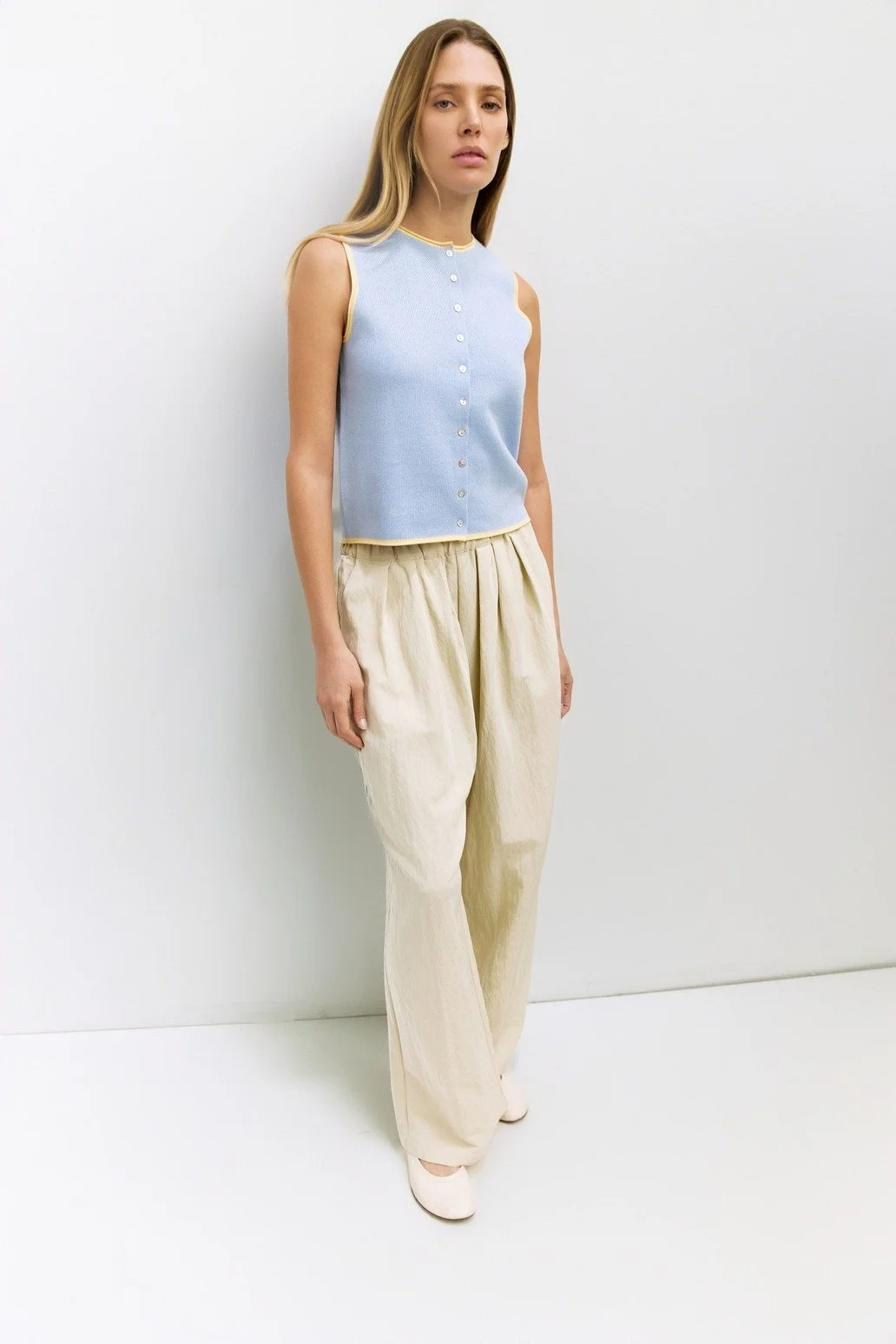 The Lisa Contrast Trim Sleeveless Cardigan Blue & Yellow