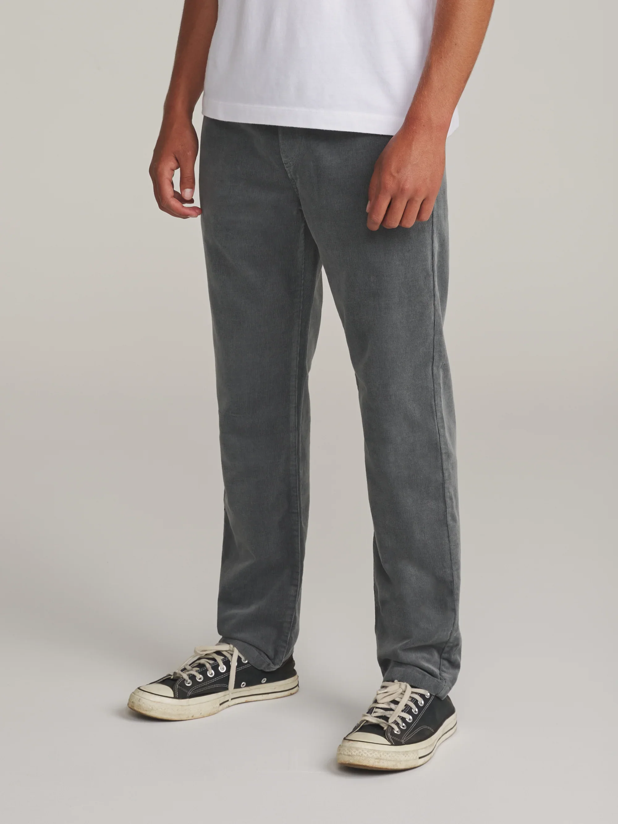 katin-fa26-pants-pipeline-corduroy-pant-graphite-on-model-02-side_5000x.webp