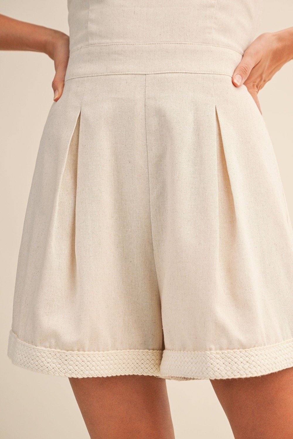 Back Tie Pleated Linen Romper Natural