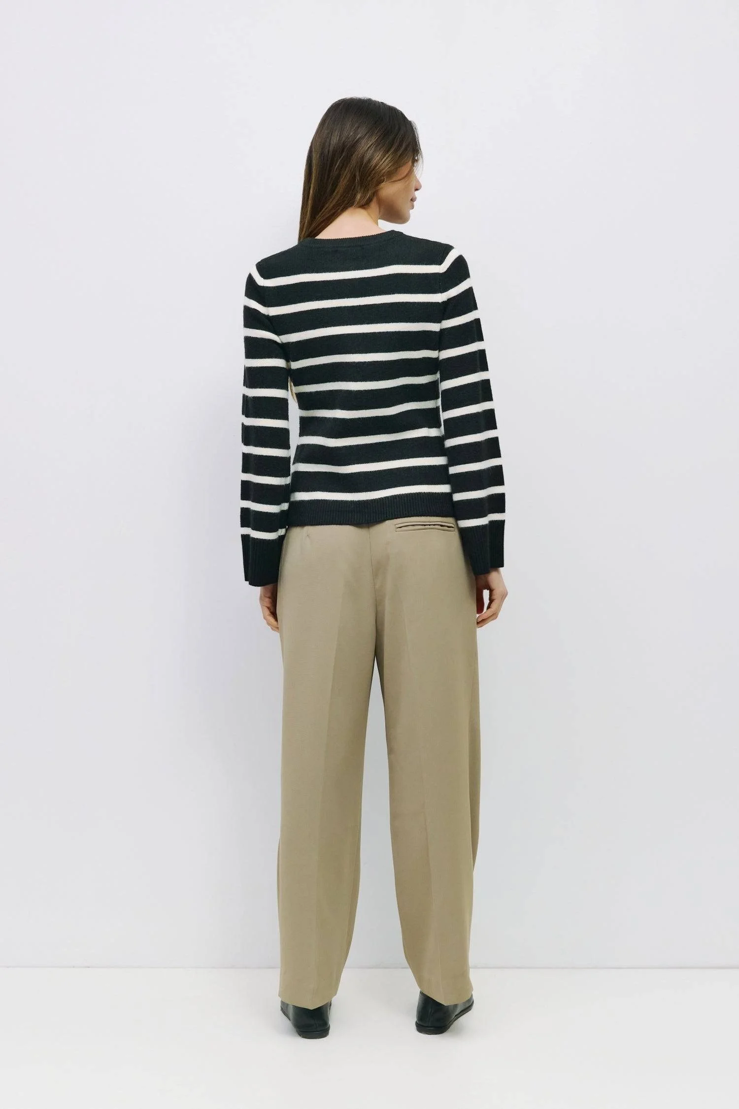 The Cindy Cardigan Black & Cream