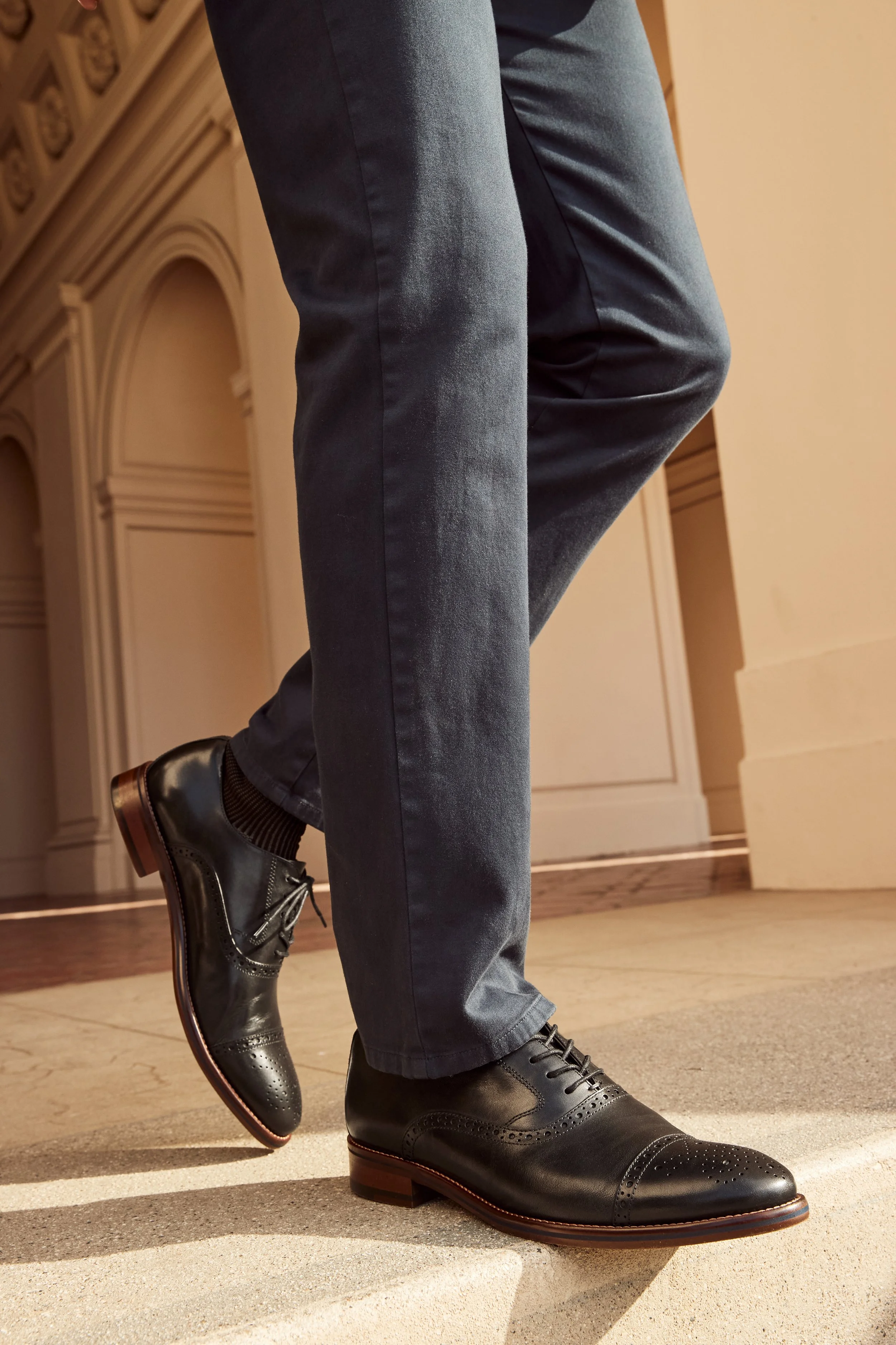 Johnston & Murphy Conard 2.0 Cap Toe Black Full Grain