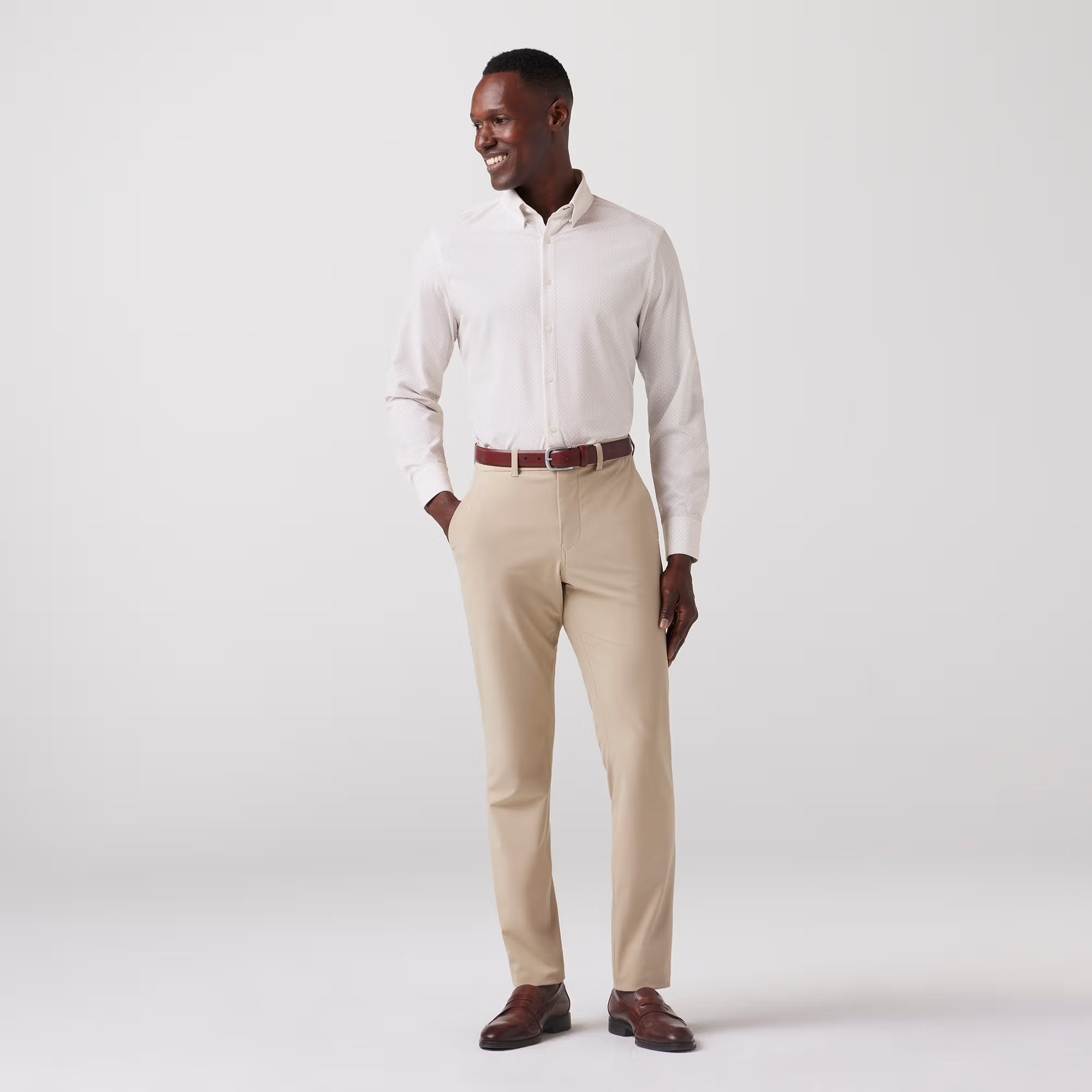 Mizzen + Main Leeward Dress Shirt White Circle Texture