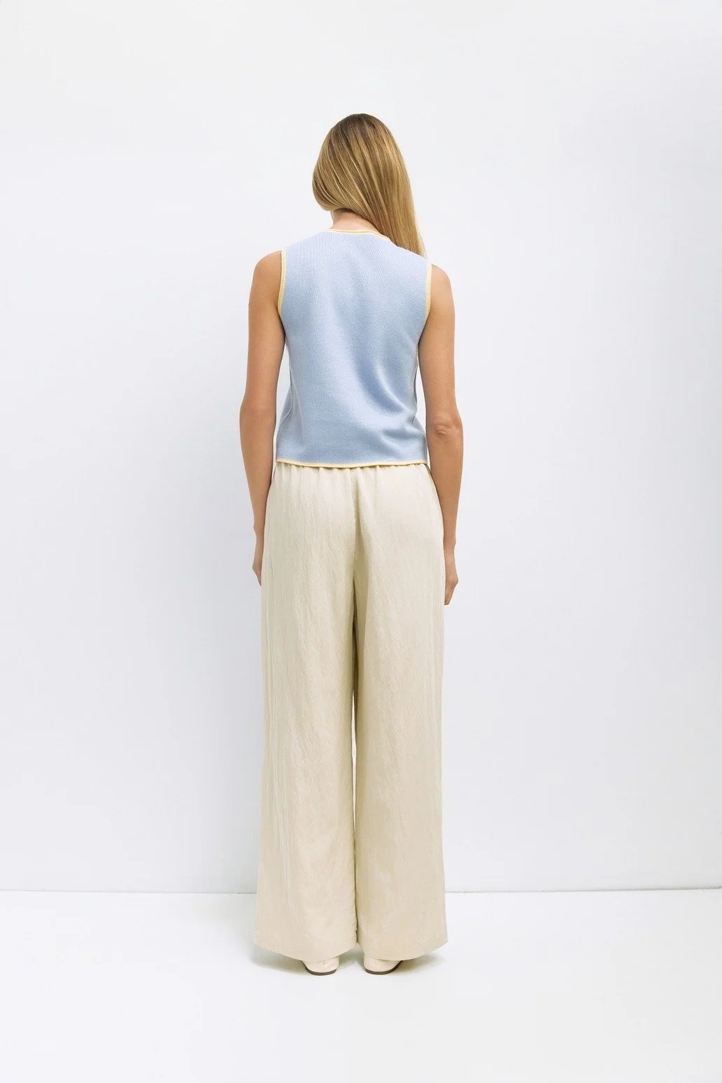 The Lisa Contrast Trim Sleeveless Cardigan Blue & Yellow