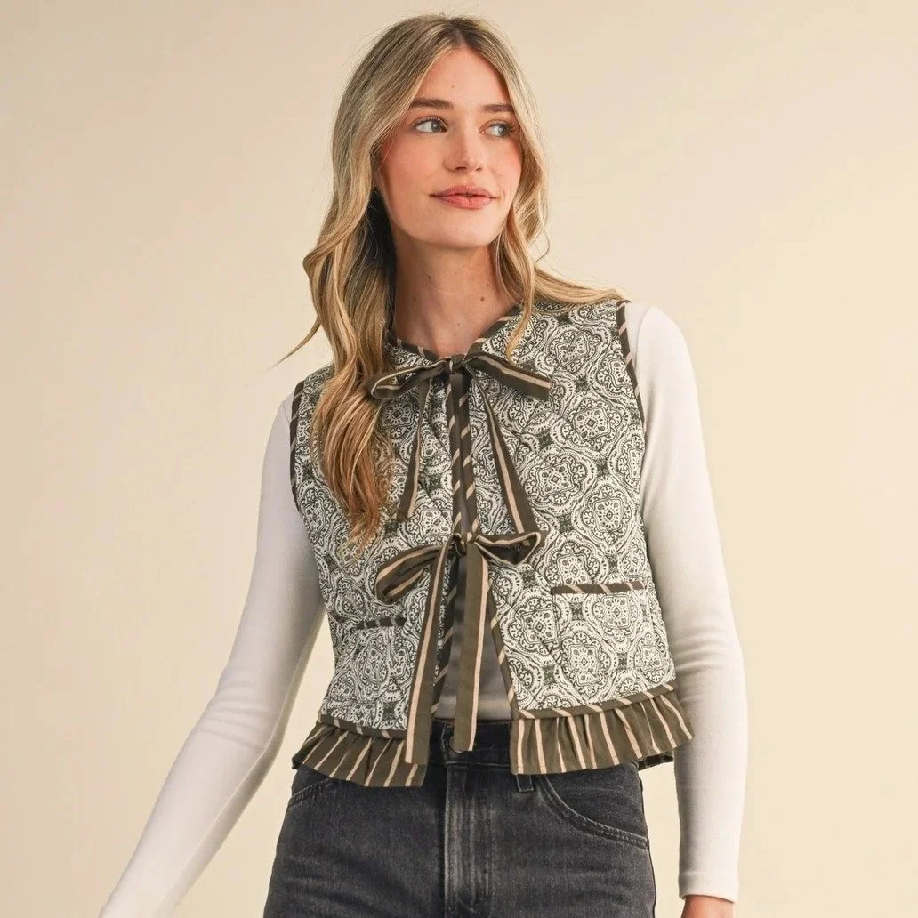 Quilted Contrast Trim Tie Vest Olive Print
