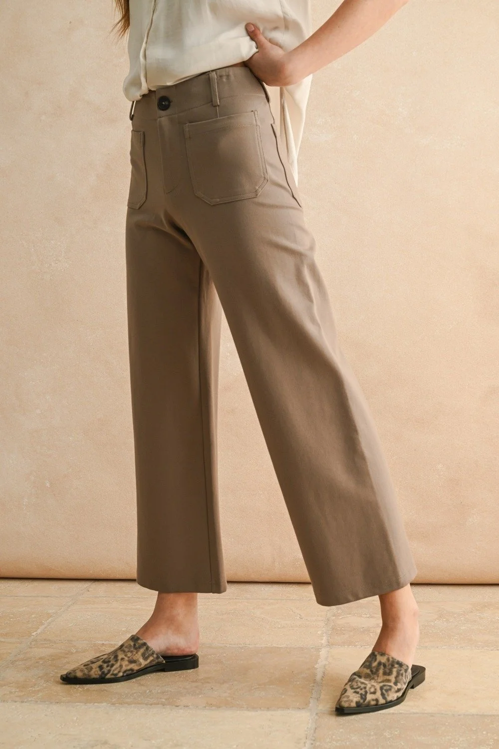 Front Pocket Ponte Pants Mocha