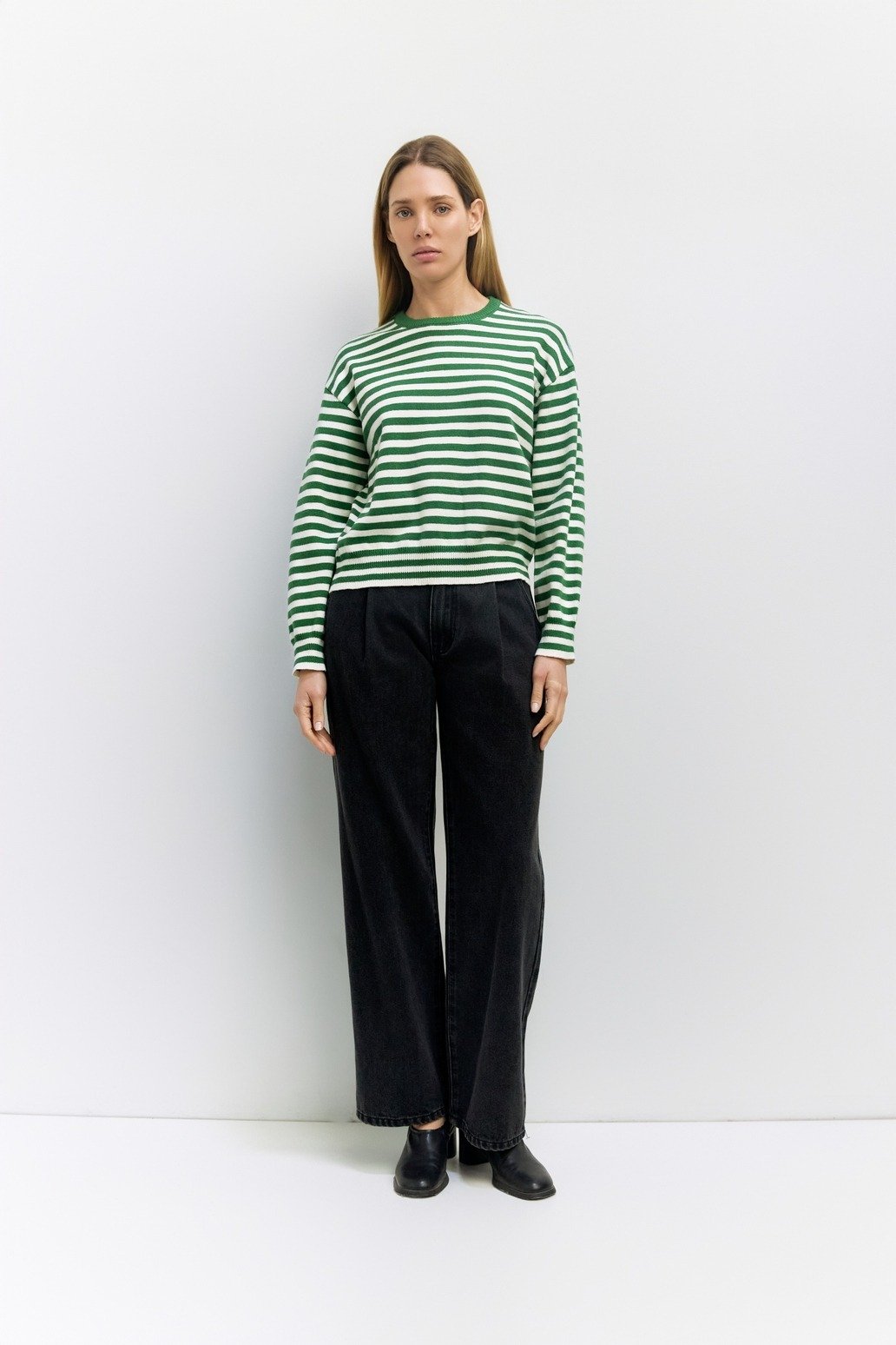 The Kinsley Sweater Green & Ivory Stripe