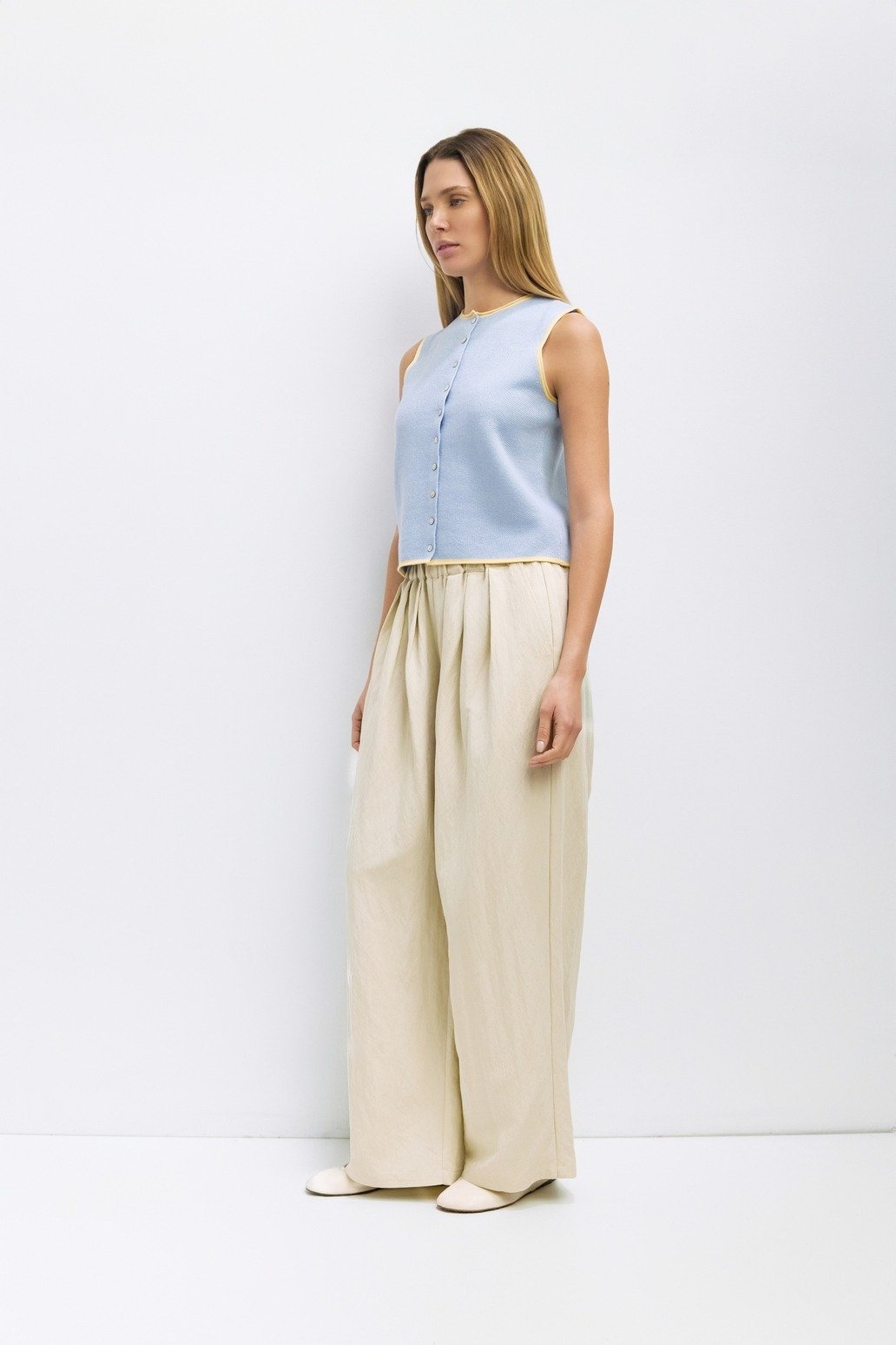 The Lisa Contrast Trim Sleeveless Cardigan Blue & Yellow