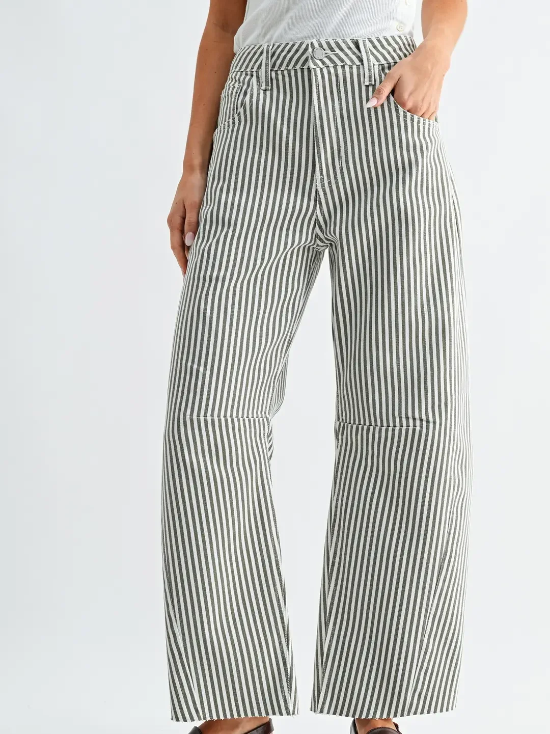 Barrel Jean with Stripe Olive
