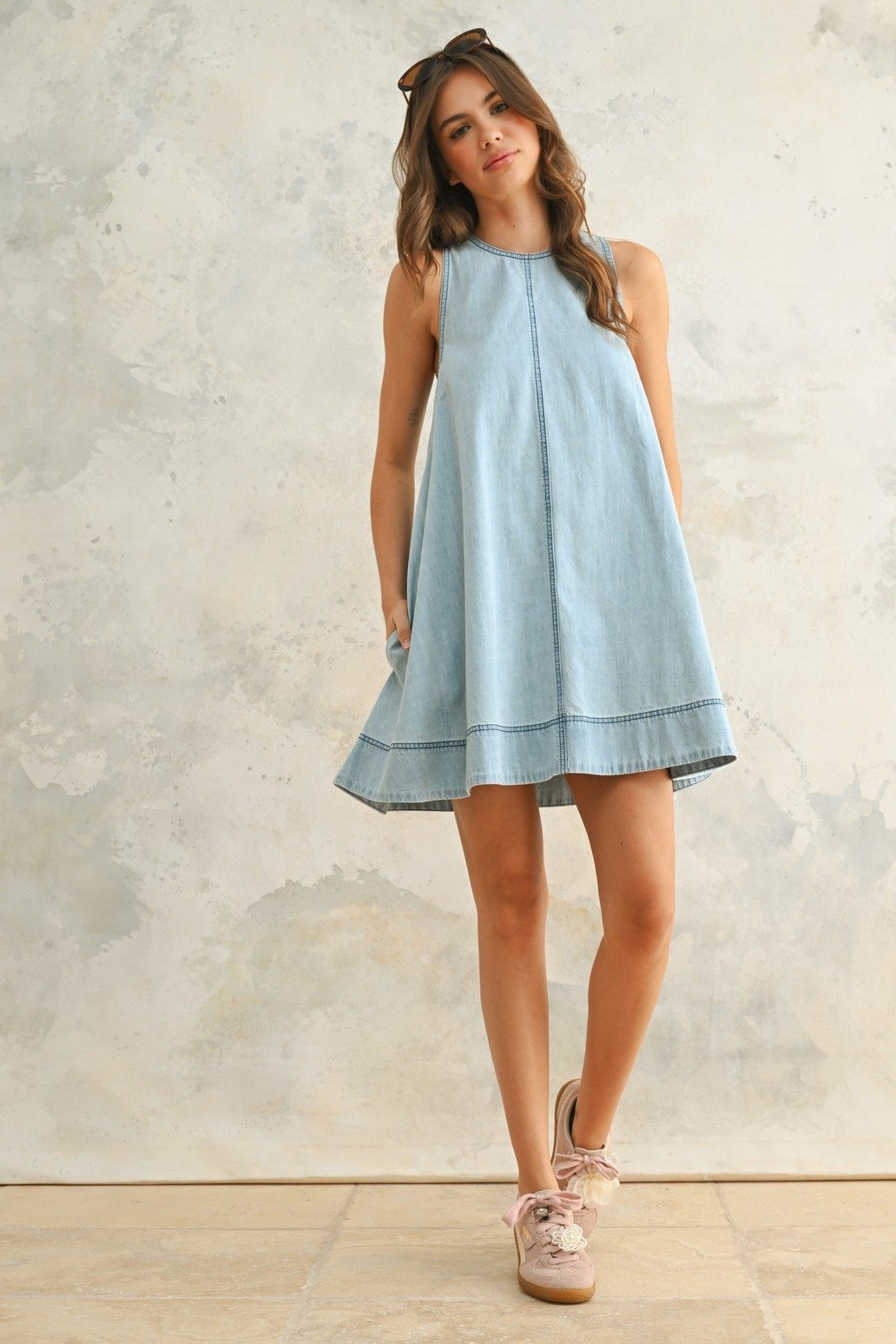 Sleeveless Denim Shift Dress Light Wash