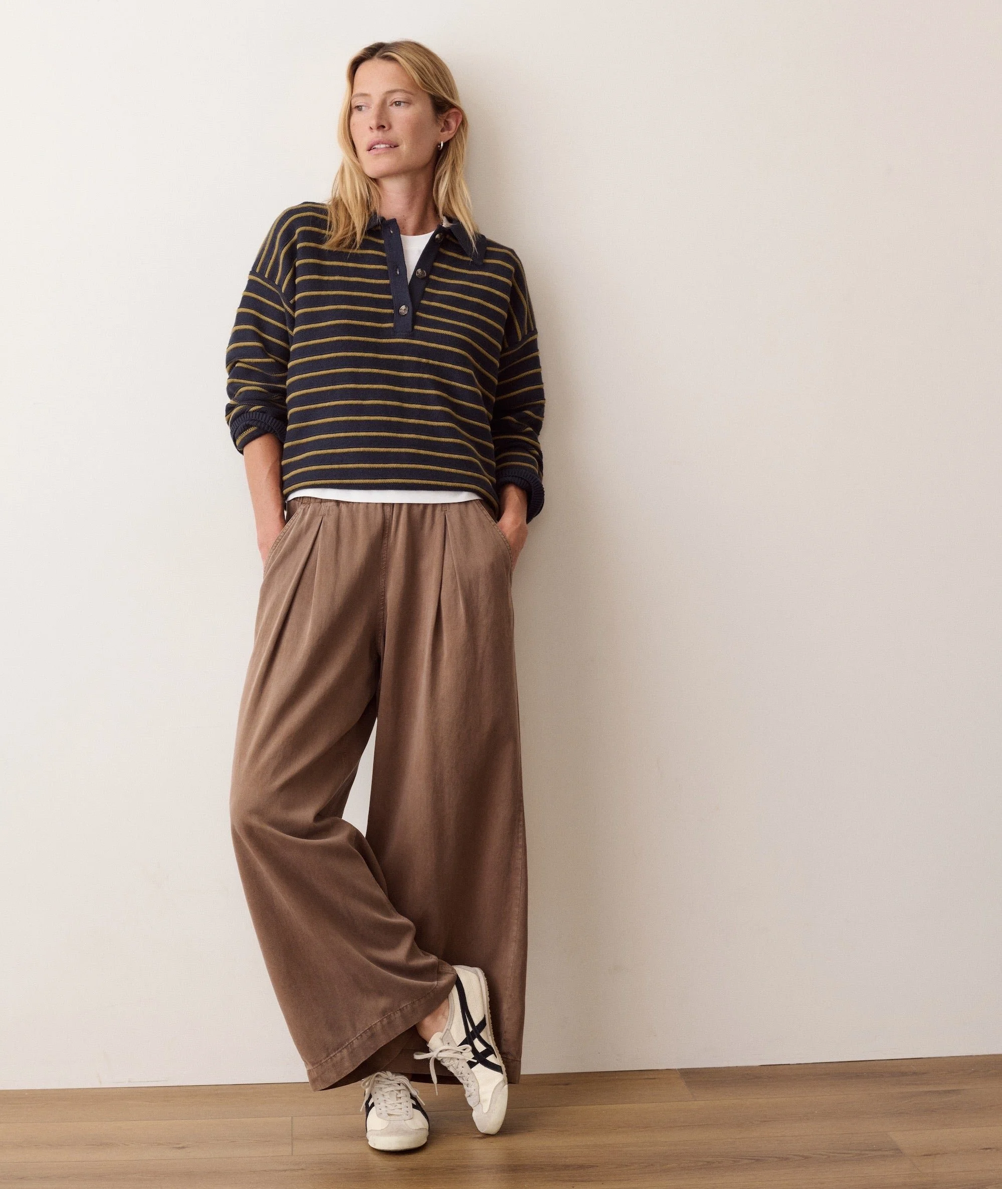 marine-layer-allison-pleated-trouser-java-2.jpg