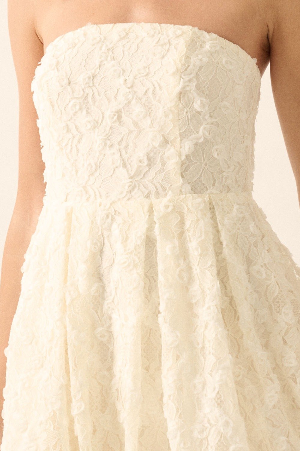 3D Floral Lace Strapless Bubble Mini Dress Cream