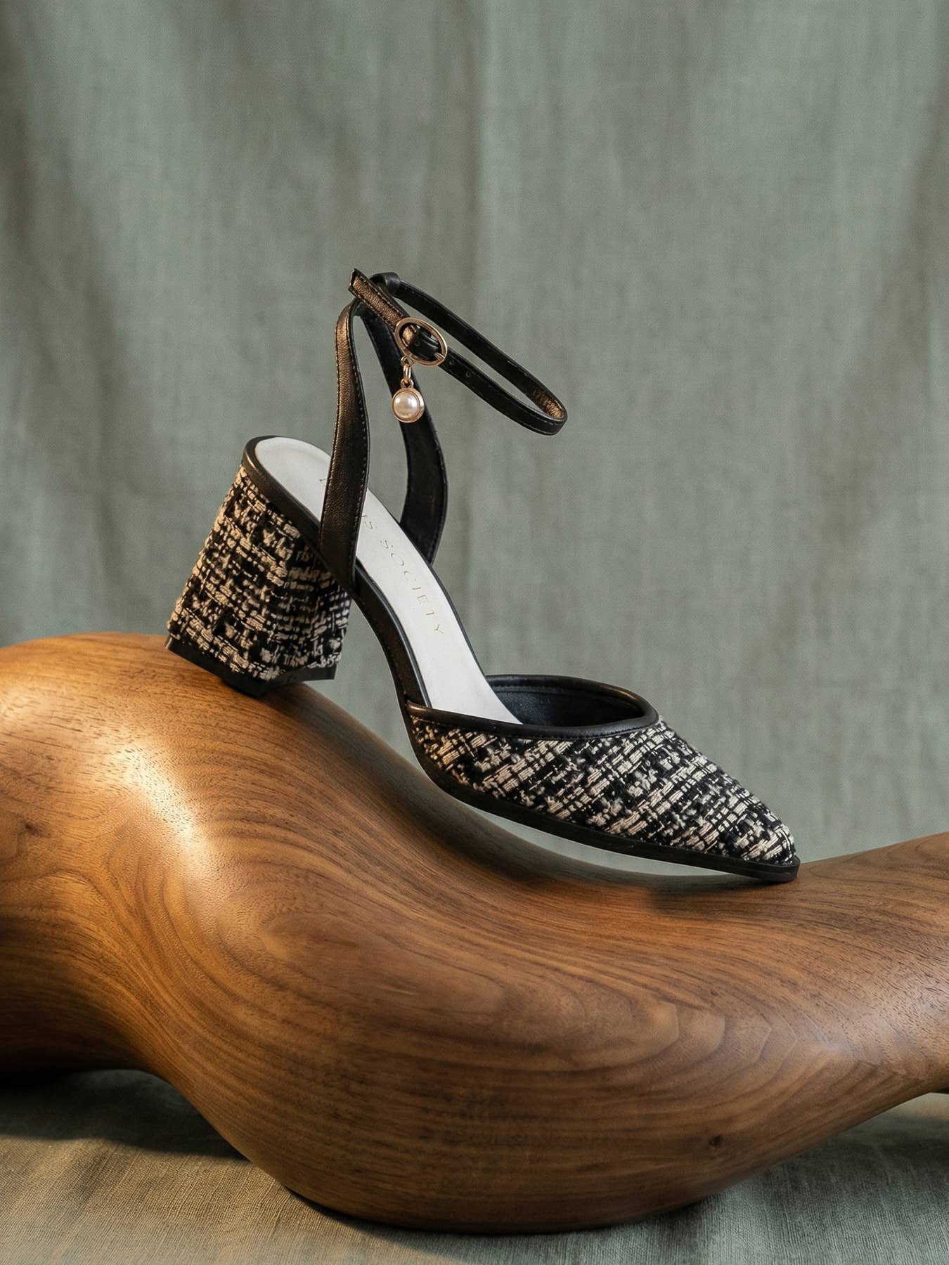 The Princess Pointed Toe Heel Black Tweed