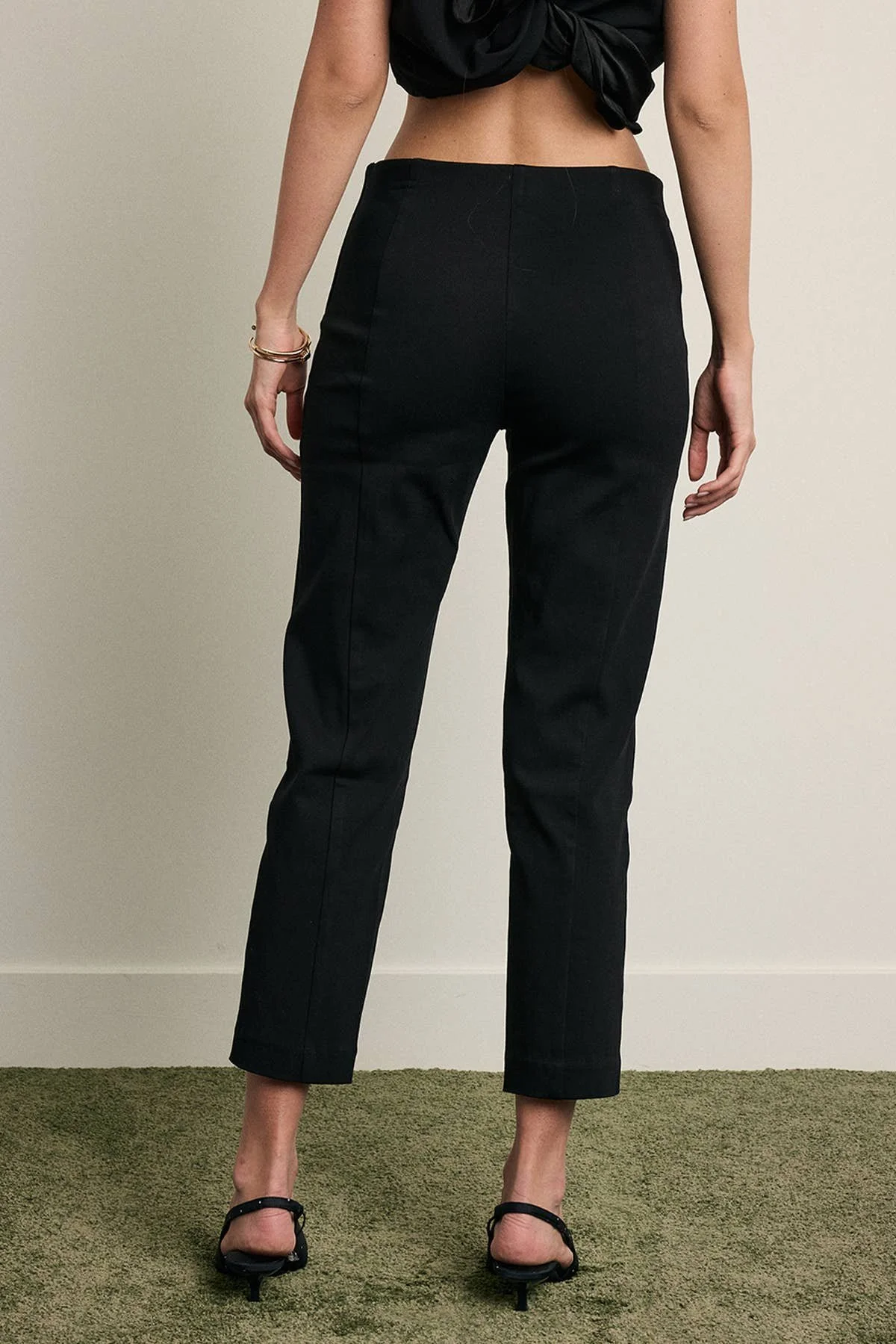 Cropped Cigarette Pants Black