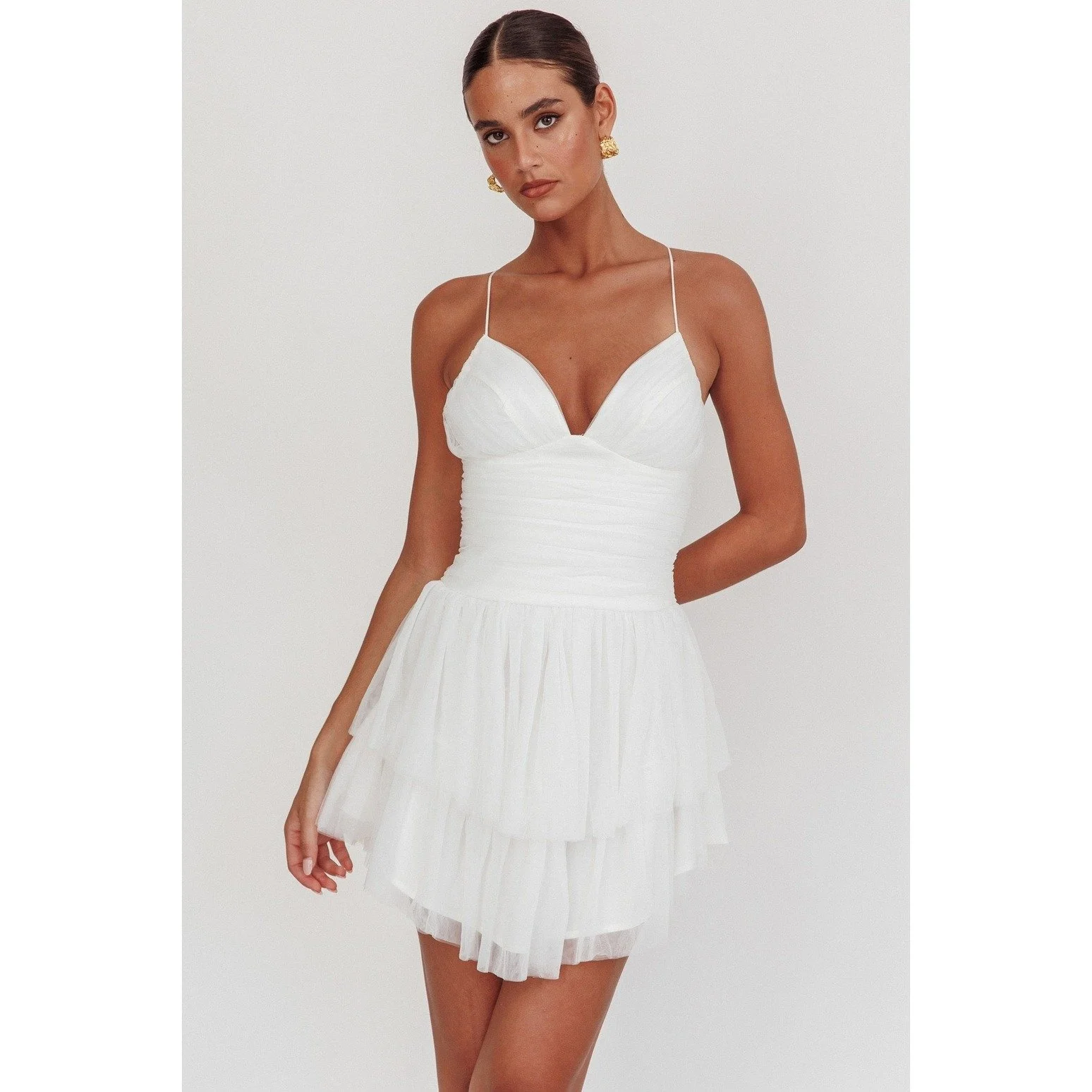 knee length dresses for ladies Long Floral Embroidery Sheer Back Mesh Bridal Gown