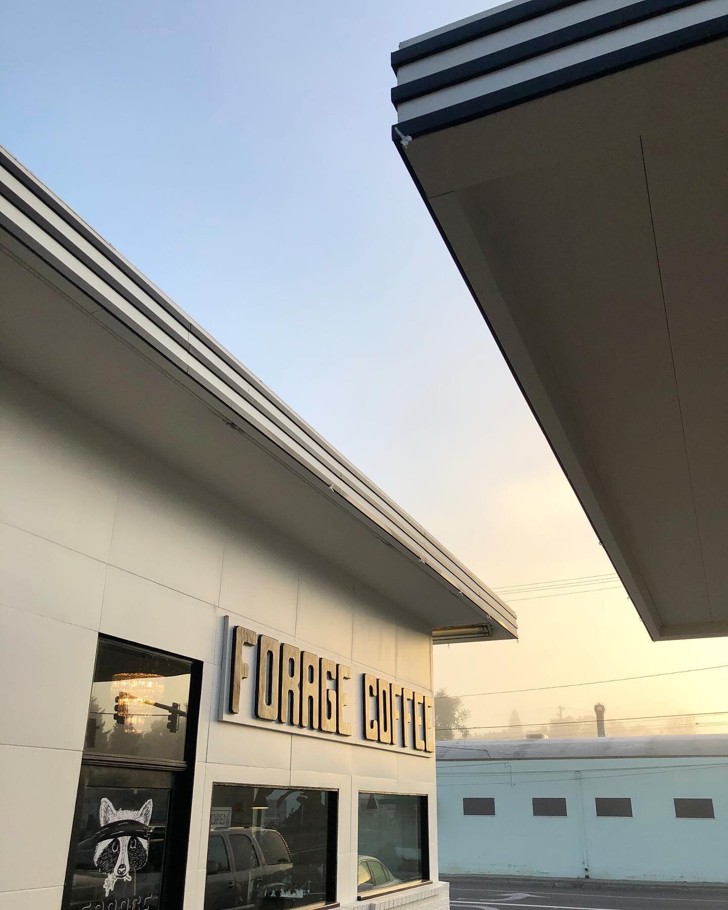 HAPPY BIRTHDAY 
@foragecoffeeco :,)

ahhh... they grow up so fast..
2 years ago we were in demo mode, completely stripping back the old service station that was forage coffee. bob, suz, jake, storm and jade all poured their hearts and souls and physi
