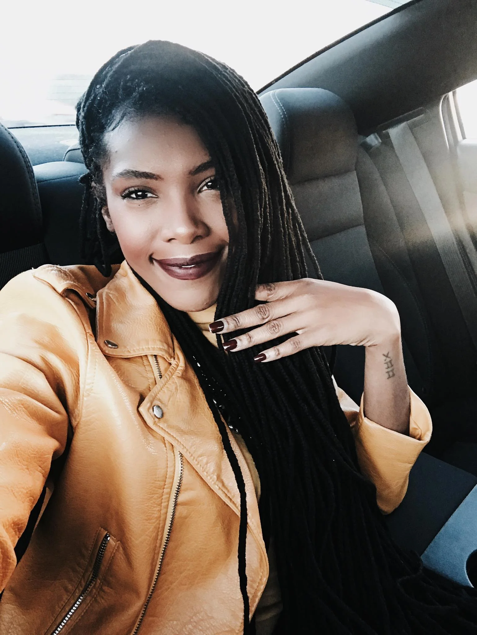 Protective Styling: DIY Yarn Braids