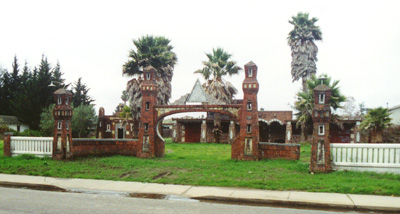 Kenneth Kitchen's "temple" at 519 Fair Avenue
