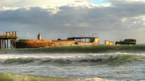 The ship at Seacliff.  Is this really a cement ship?