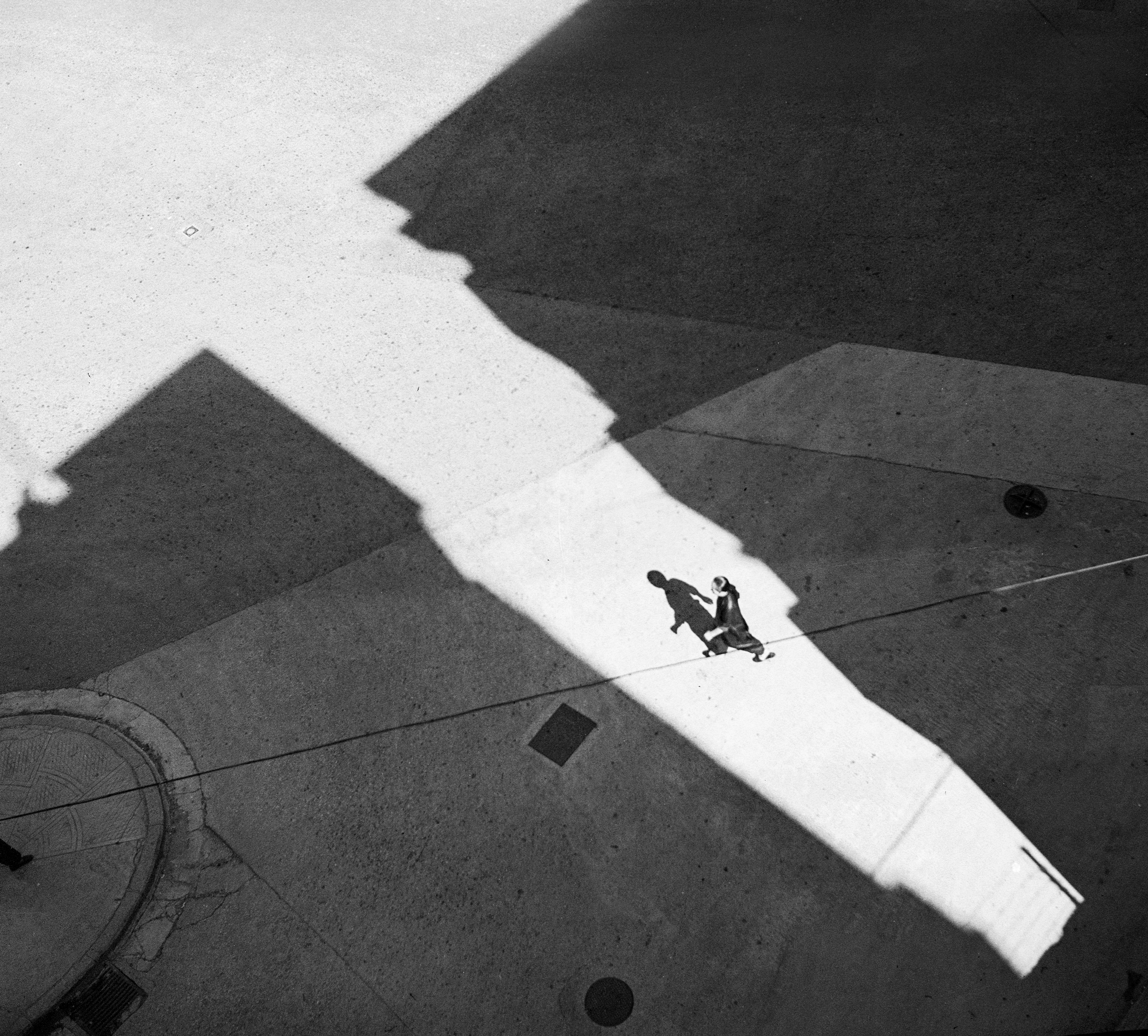 Fan Ho_Arrow.jpg