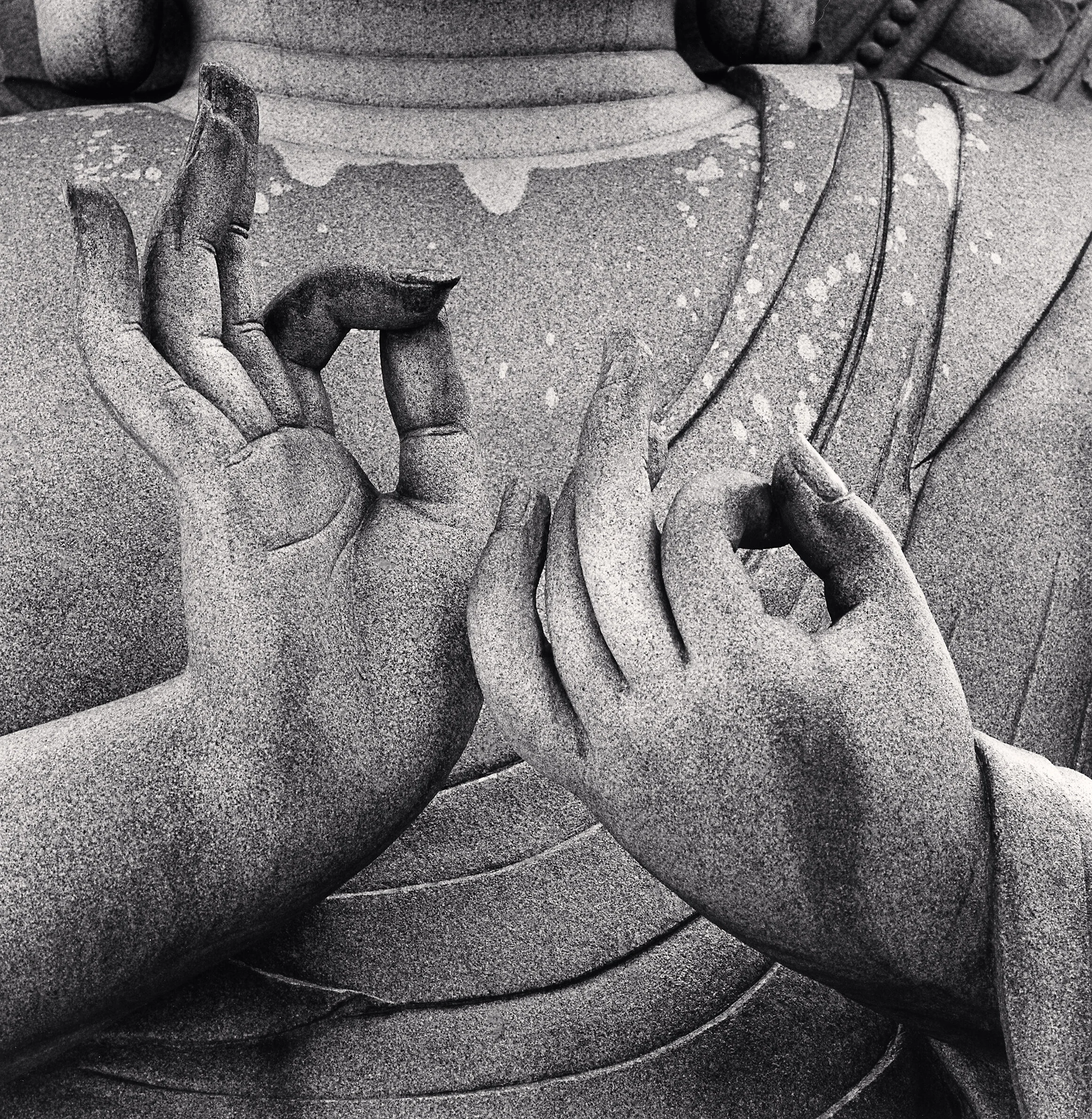 Buddha+Mudra,+Gwaneumsa+Temple,+Jeju,+South+Korea.+2012.jpg