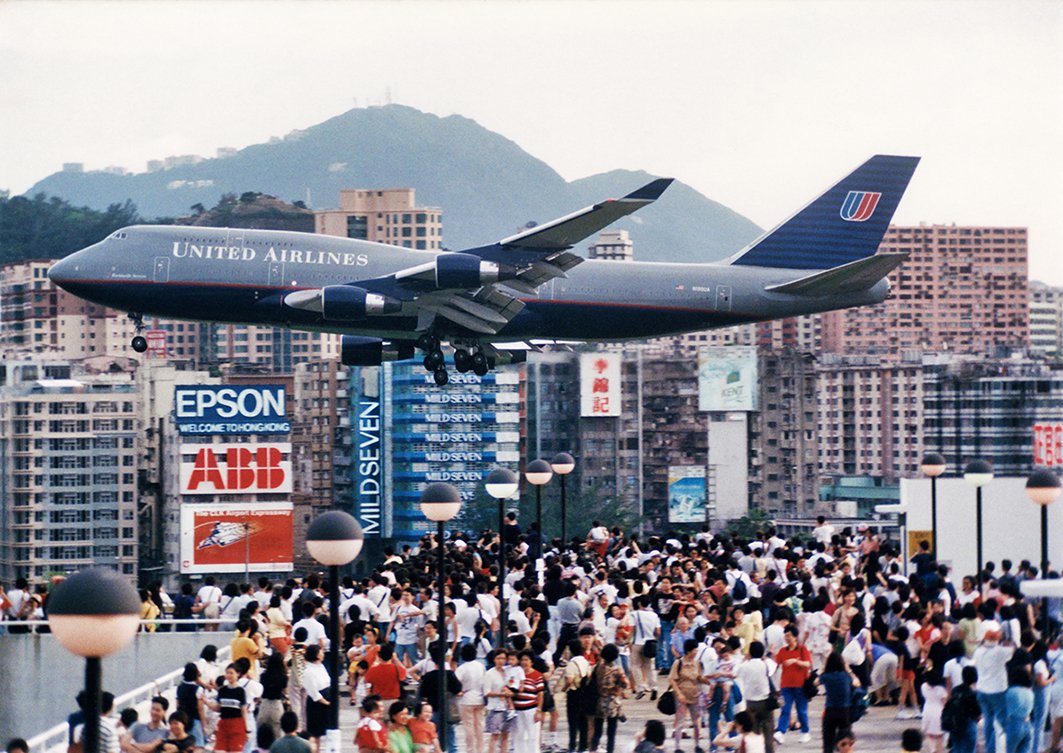 Birdy Chu, The Last Tribute, Hong Kong 1998, Courtesy of Blue Lotus Gallery.jpg