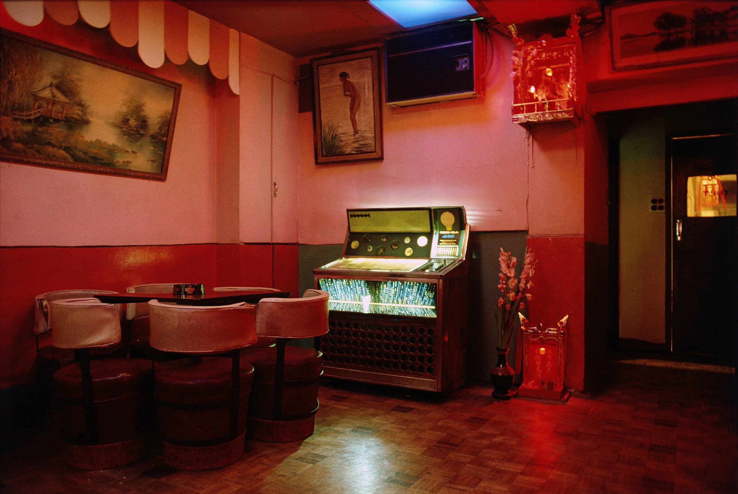 Greg Girard - Bar Interior, 1985.jpg