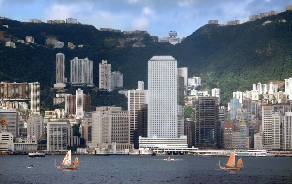 KM-10B Central with 2 junks - 1977.jpg