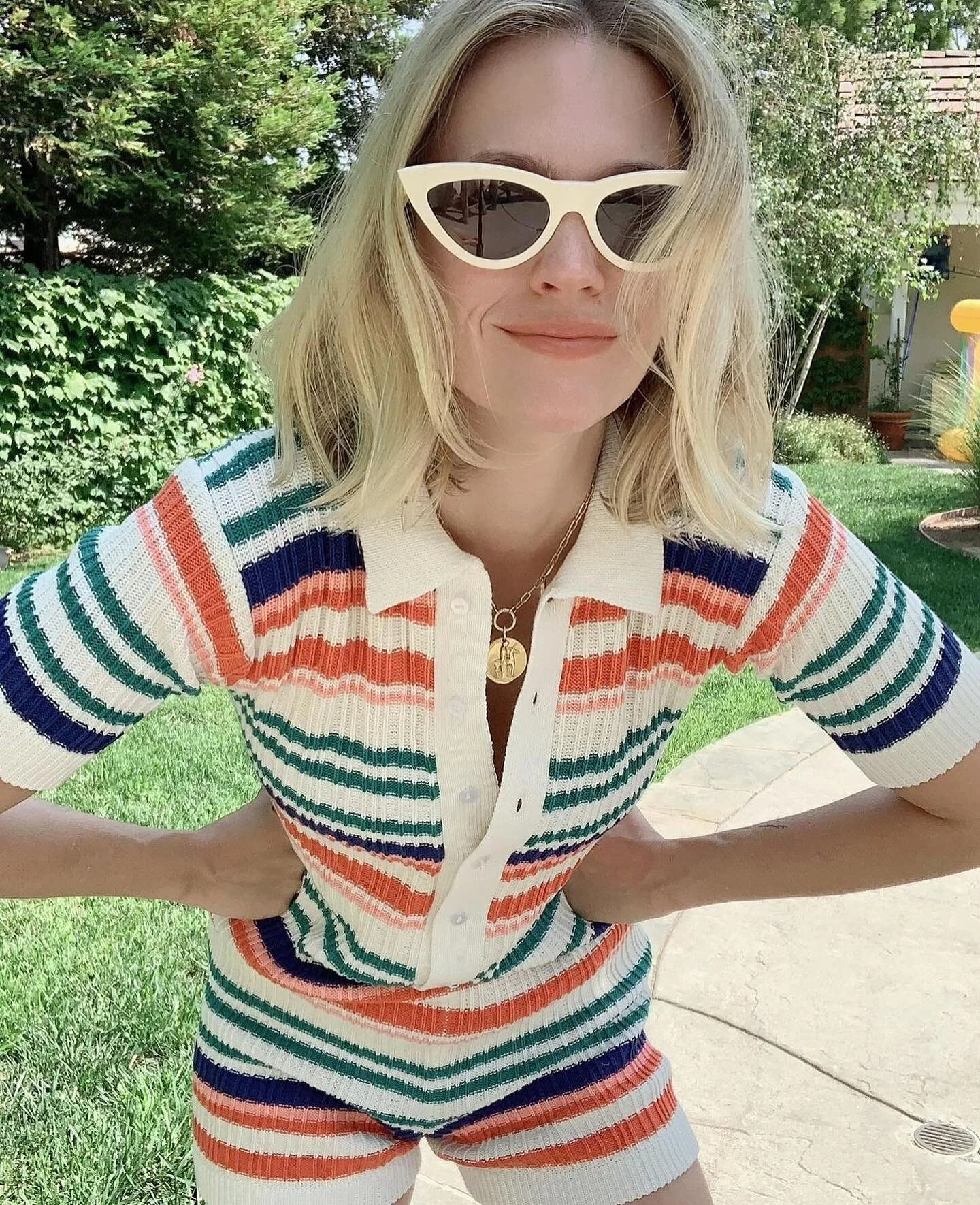 Just taking a moment to appreciate @januaryjones looking super cute in @rue_stiic #happymonday