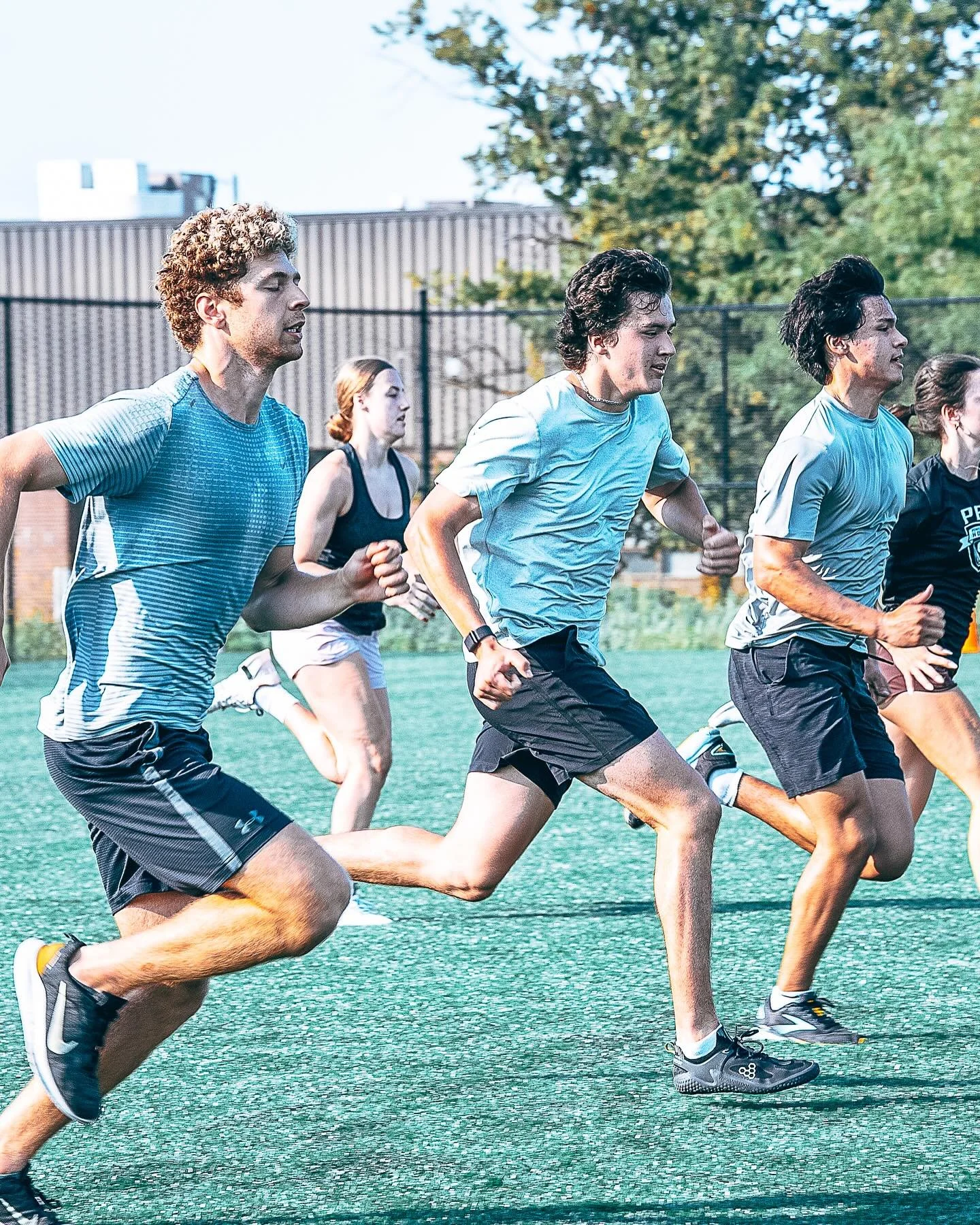 π€ LTS ATHLETE SCHOLARSHIP FUND π€
At Limitless, we believe that financial barriers should never stand in the way of potential. That’s why we created the Athlete Scholarship Fund — to support athletes who need help covering their trainin