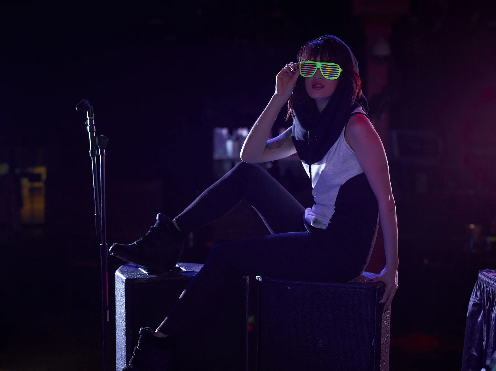 12_19_2012_NeonModels_ 7719_LORES.jpg