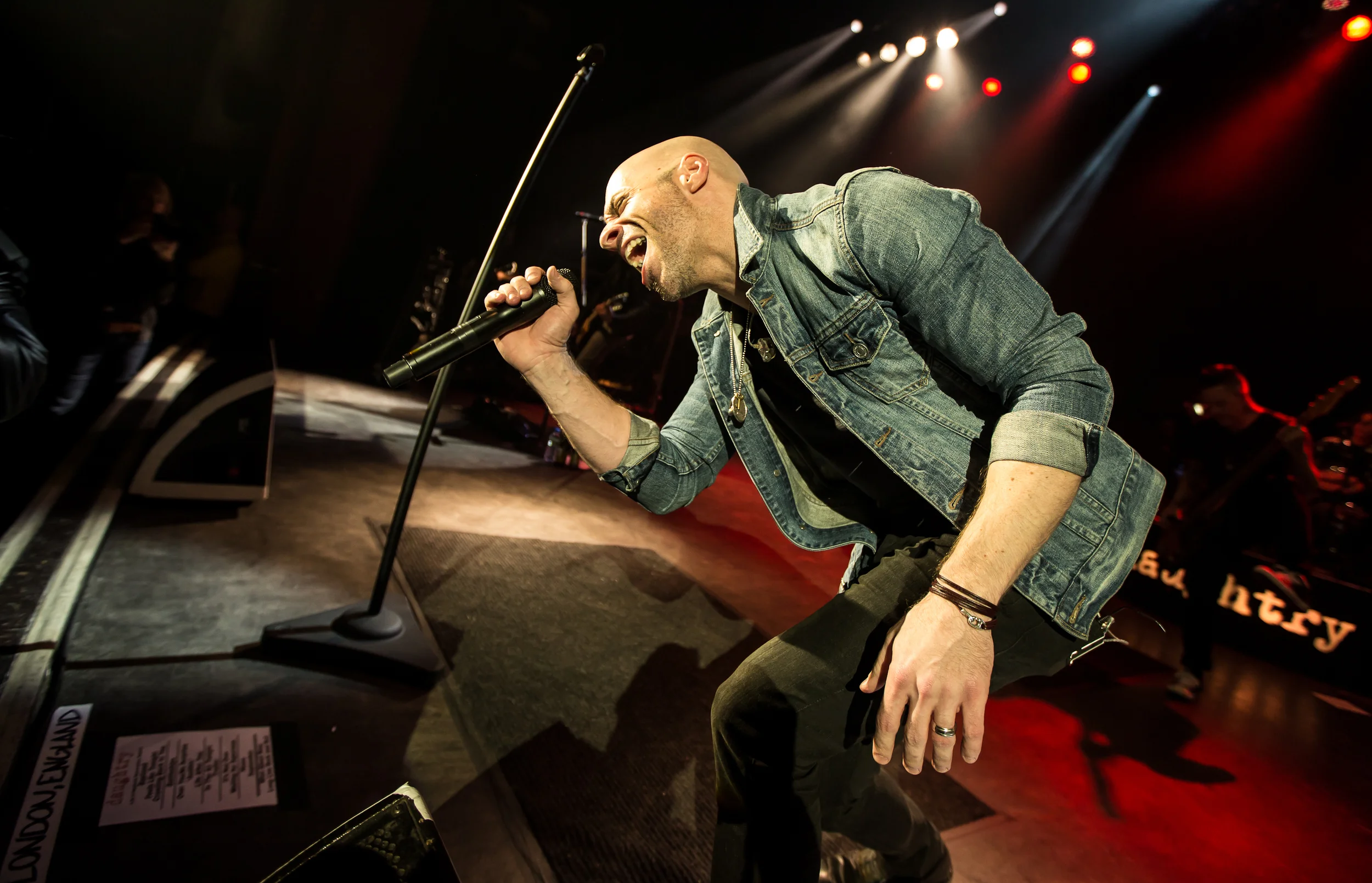 DAUGHTRY_010613_IGR1.jpg